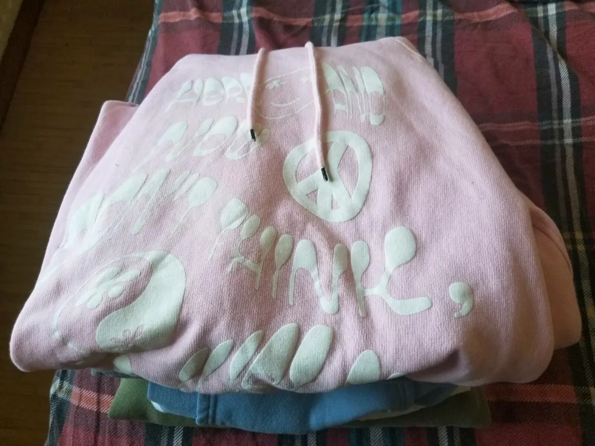 Clothes bundle - Image 1