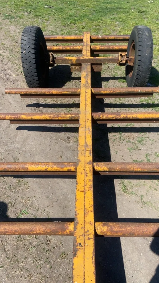 6 Bale trailer - Image 4