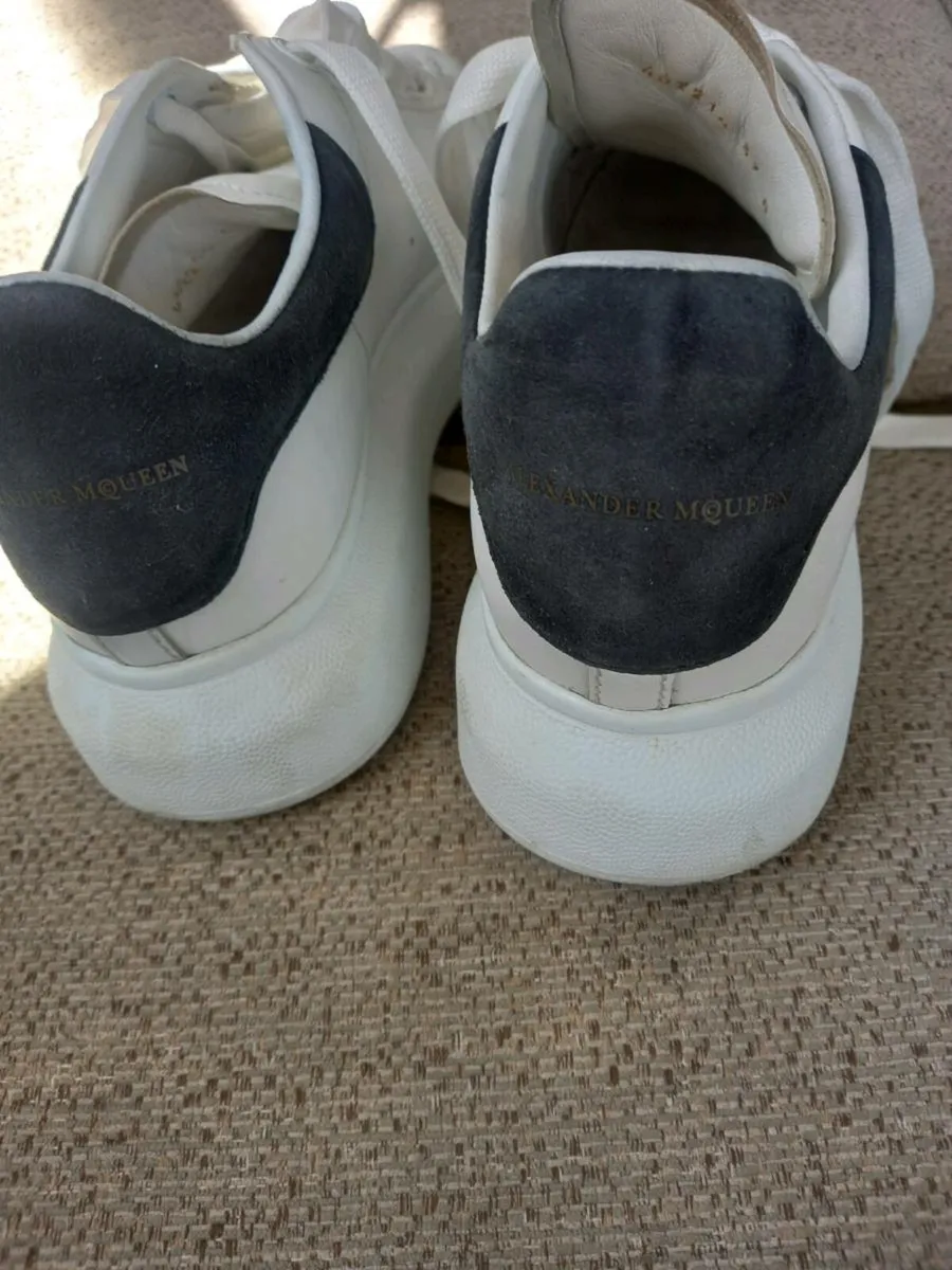 Shoes - Image 3