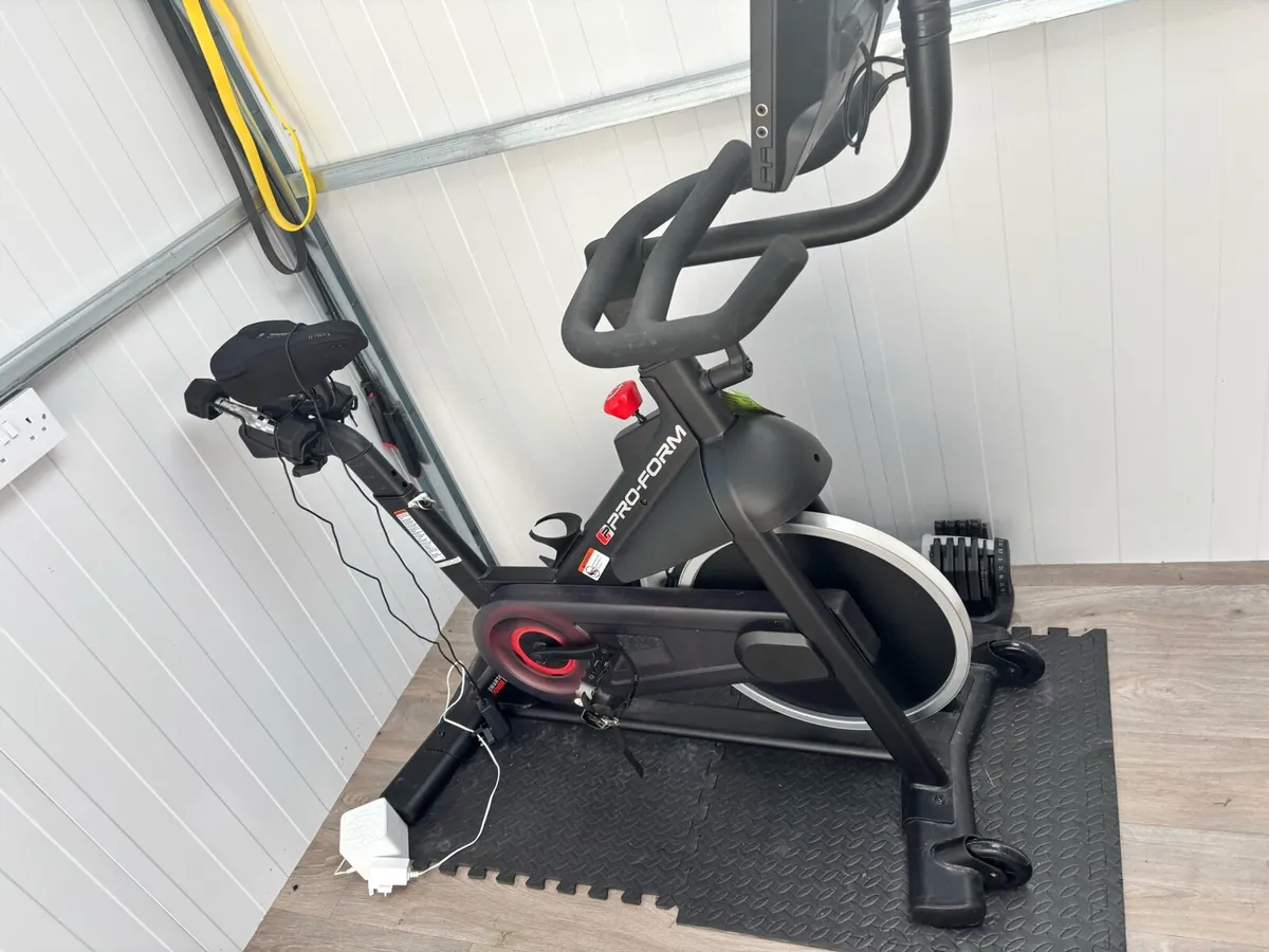 Proform smart power 10 spin bike - Image 3