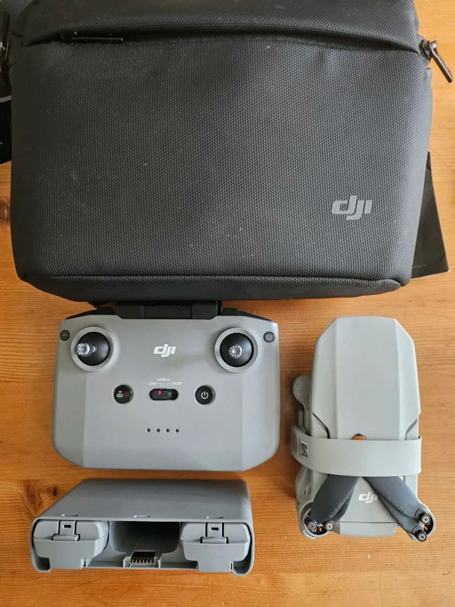 DJI Mini 2 Fly More Combo - Image 4