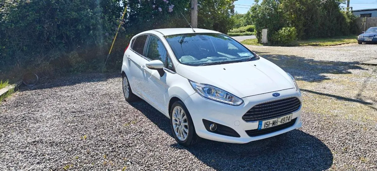 Ford Fiesta 1.0 Ecoboost Titanium - Image 2