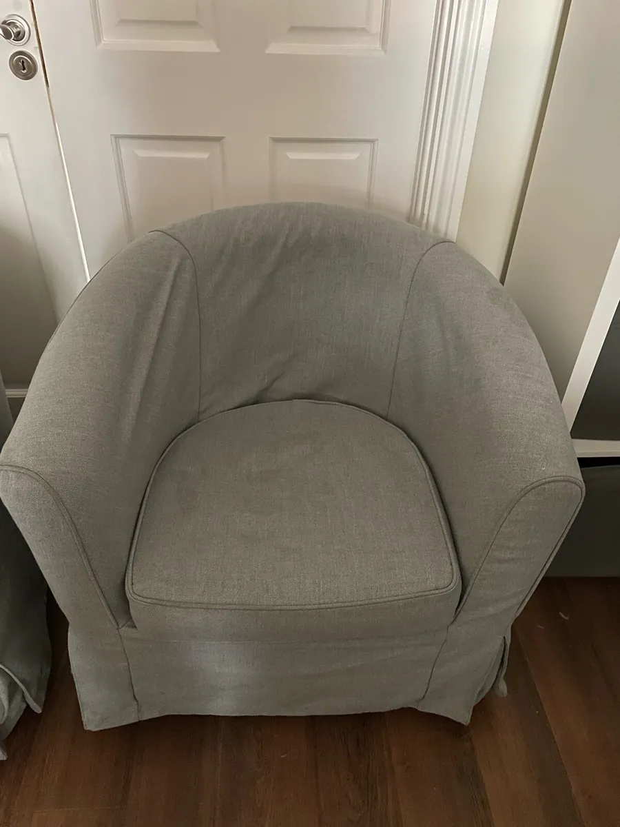 Two tub chairs - Image 2