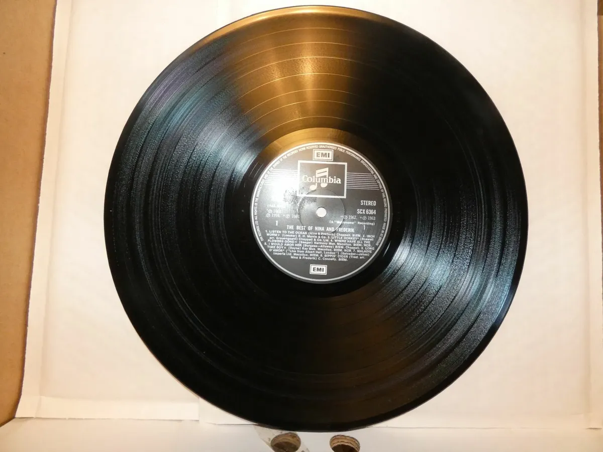 THE BEST OF NINA AND FREDERIK 1966 UK PRESSING LP - Image 2