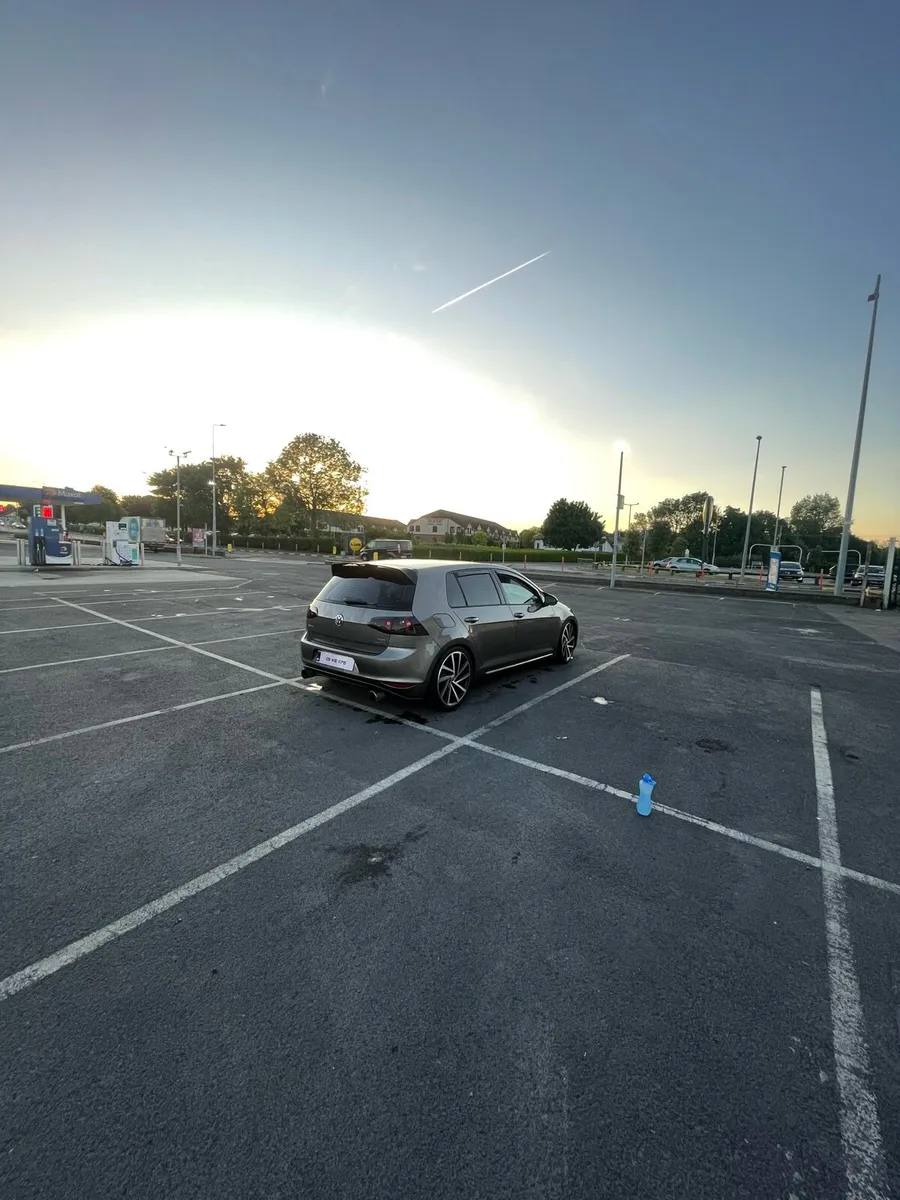 Vw golf tsi105 bluemotion - Image 1