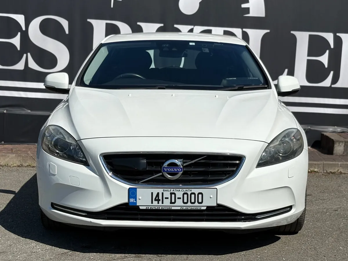 2014 Volvo V40 1.6L AUTO 1YR WARRANTY - Image 3