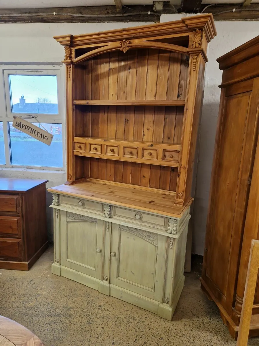 Kitchen dressers, pine workshop - Image 3