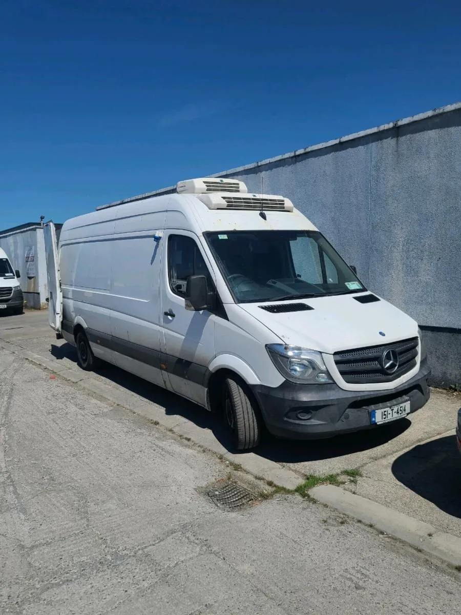 Mercedes-Benz - Image 1