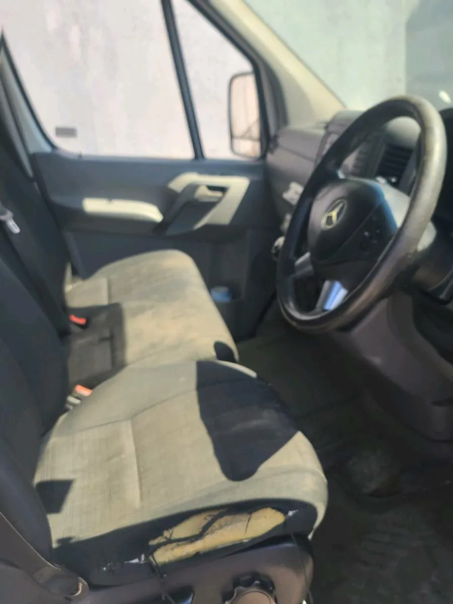 Mercedes-Benz - Image 3