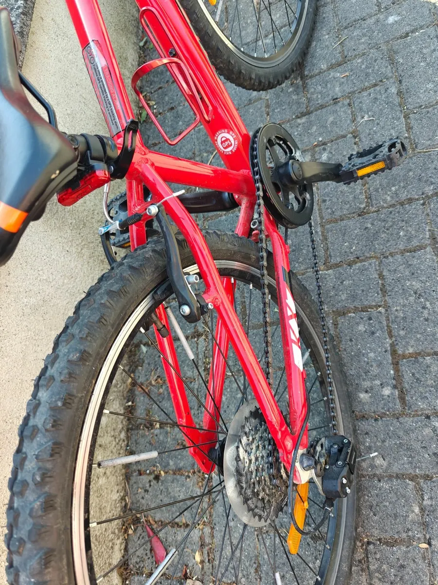 Red kids bike - Image 2