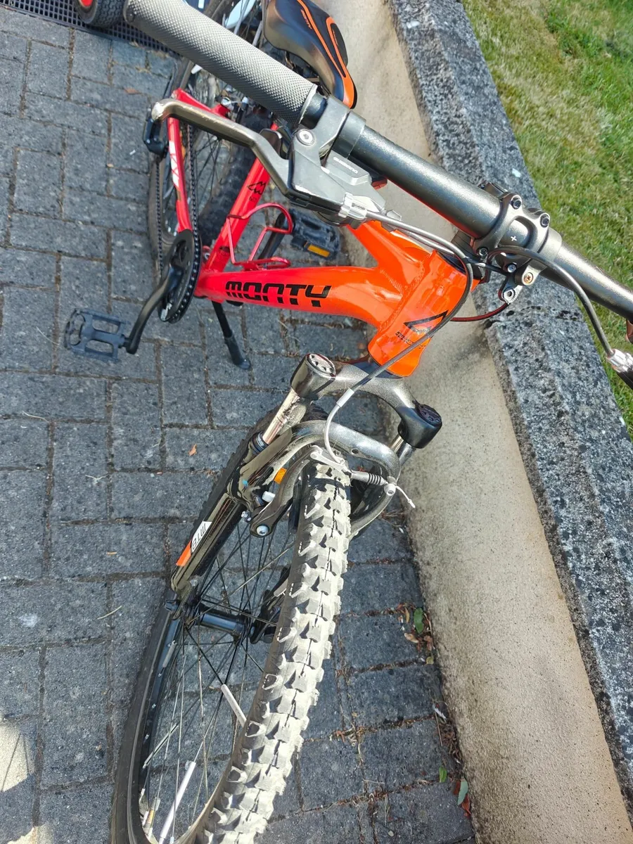 Red kids bike - Image 3