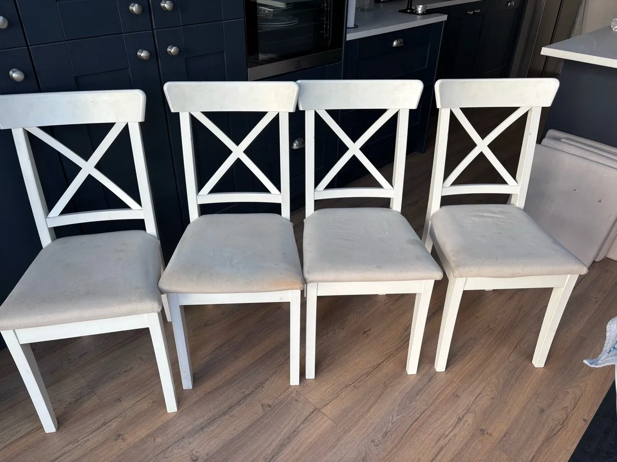 Dining Table and Chairs - Image 4