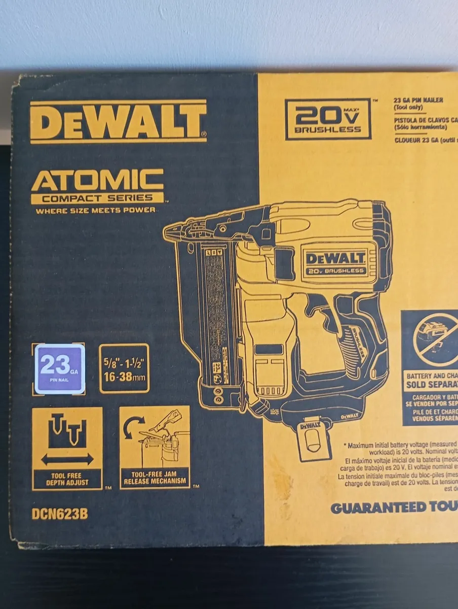 DeWalt 23gauge Finish Nailer - Image 2