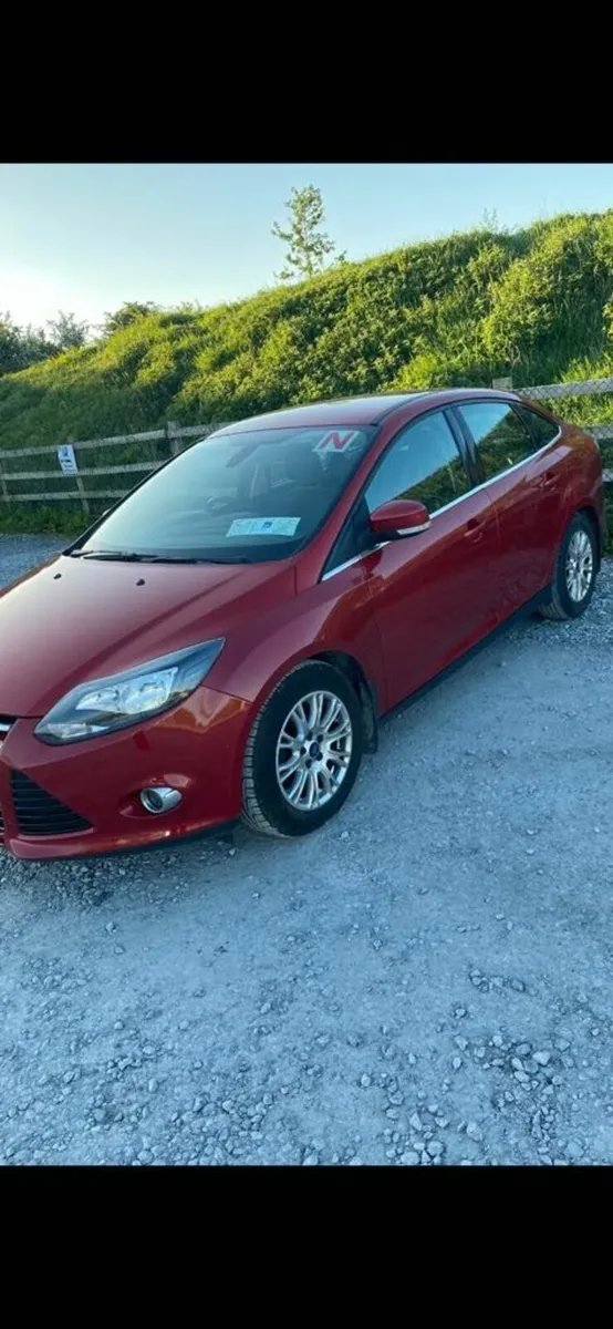 Ford Focus 2014 - Image 2
