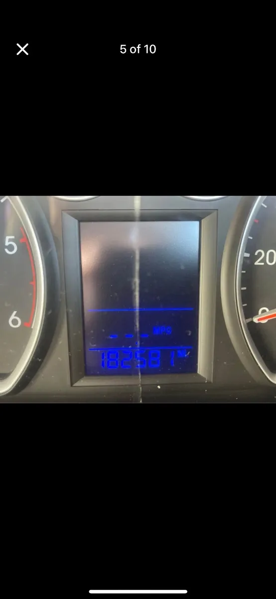 Hyundai i30 2010 - Image 2