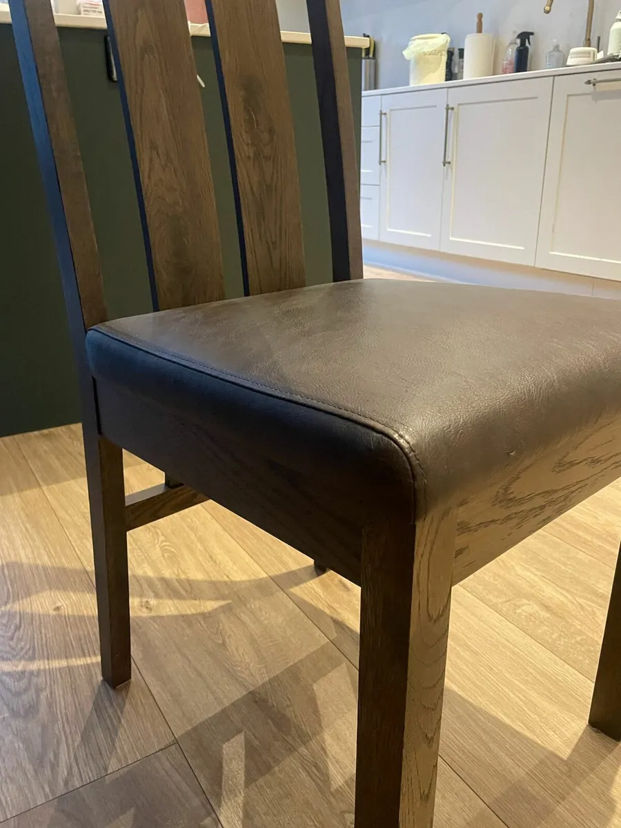 Dining table and chairs - Image 4