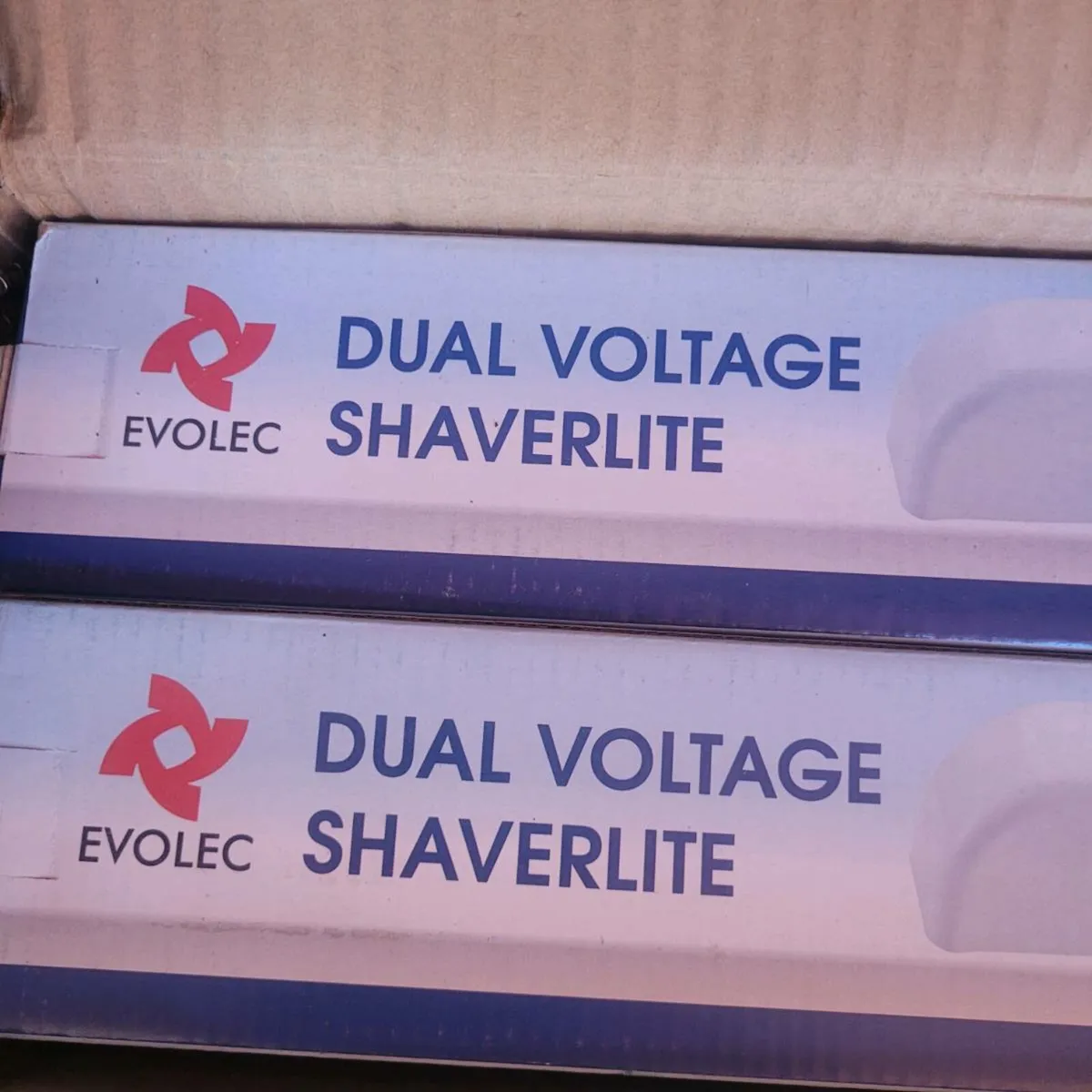 Evolec Dual Voltage Shaverlite ×10 60w - Image 2