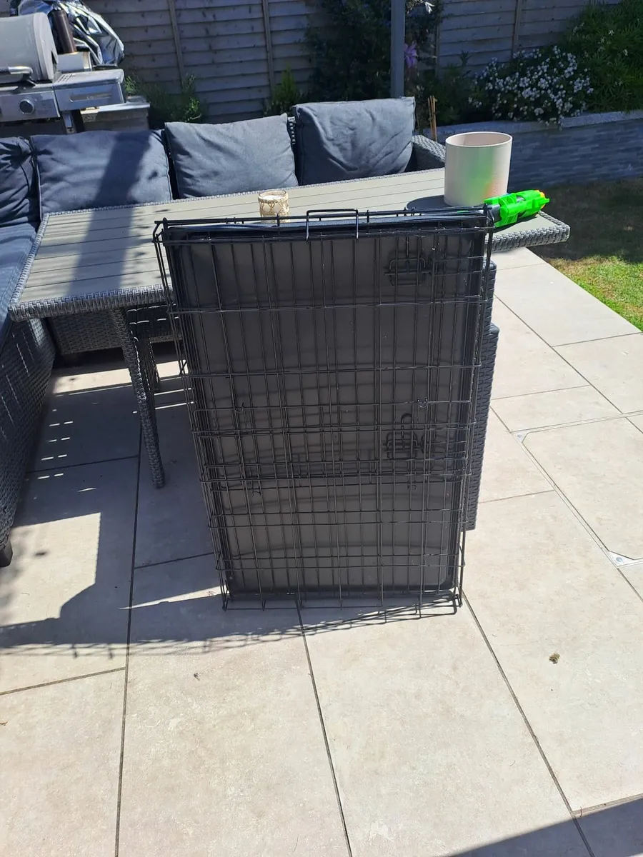 Dogs sleeping cage 3ftx 2ft SOLID CLEAN - Image 1