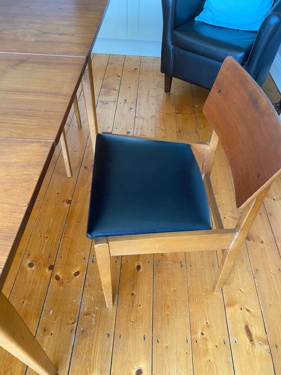 Mid Century Dining Table and Chairs - Image 4