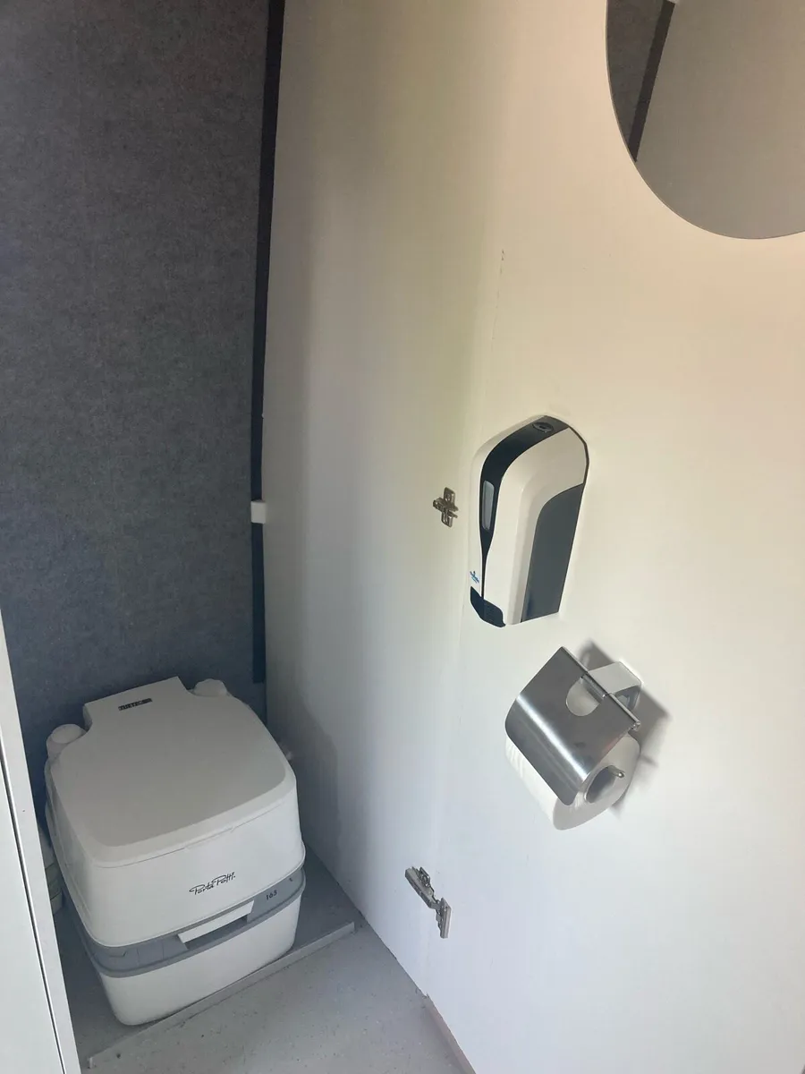 Camper van - Image 4