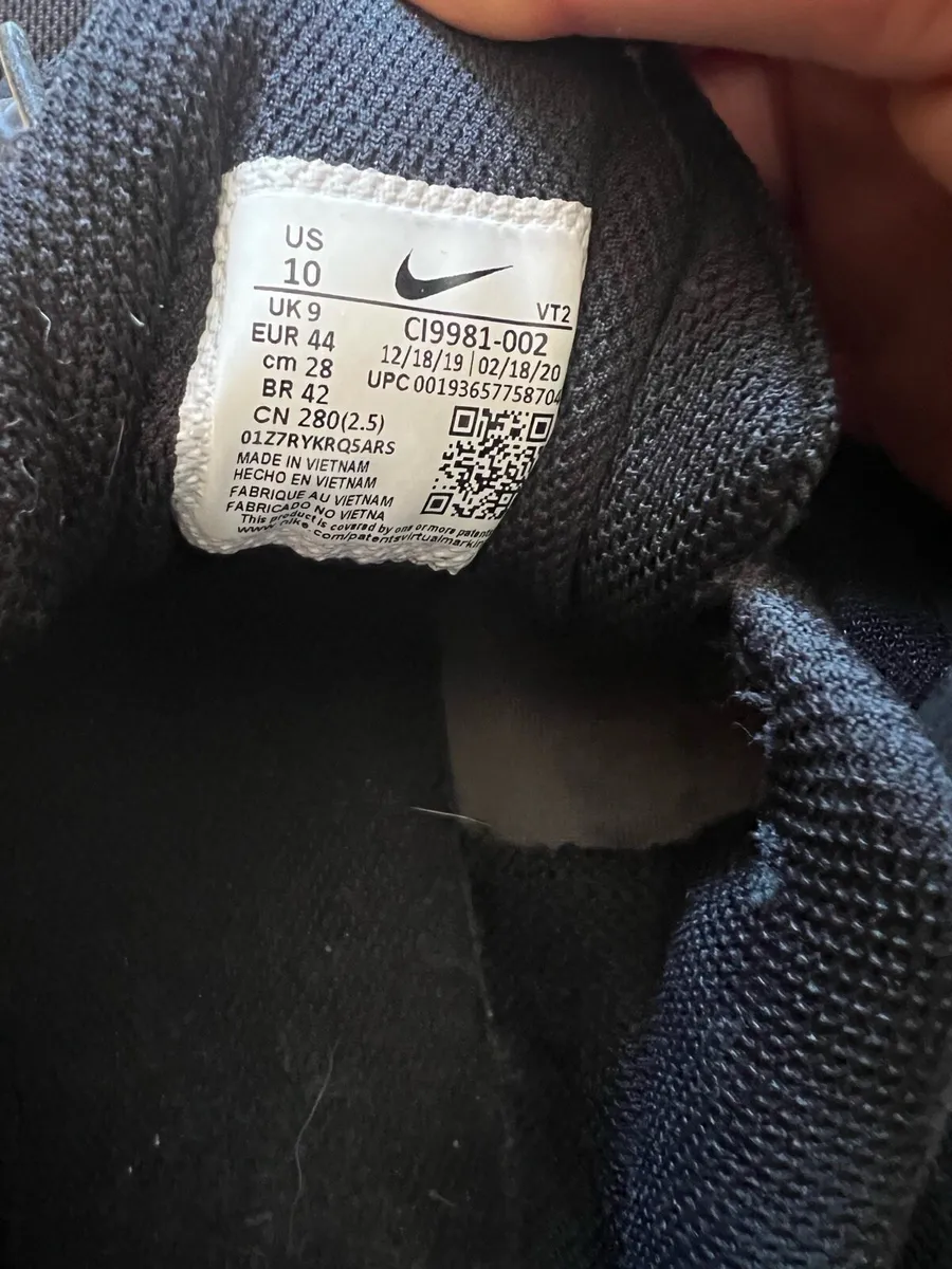 Shoes - Image 4