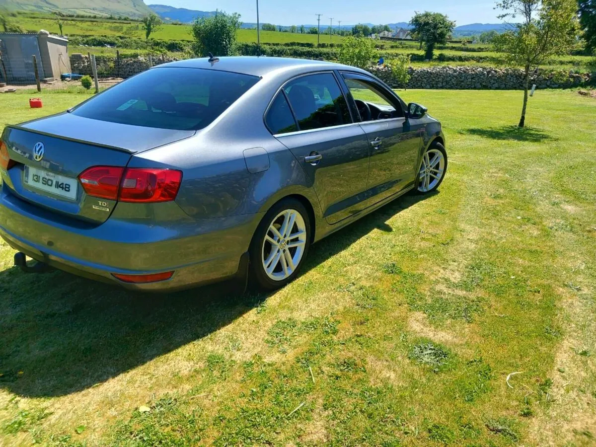 2013 Vw jetta - Image 4