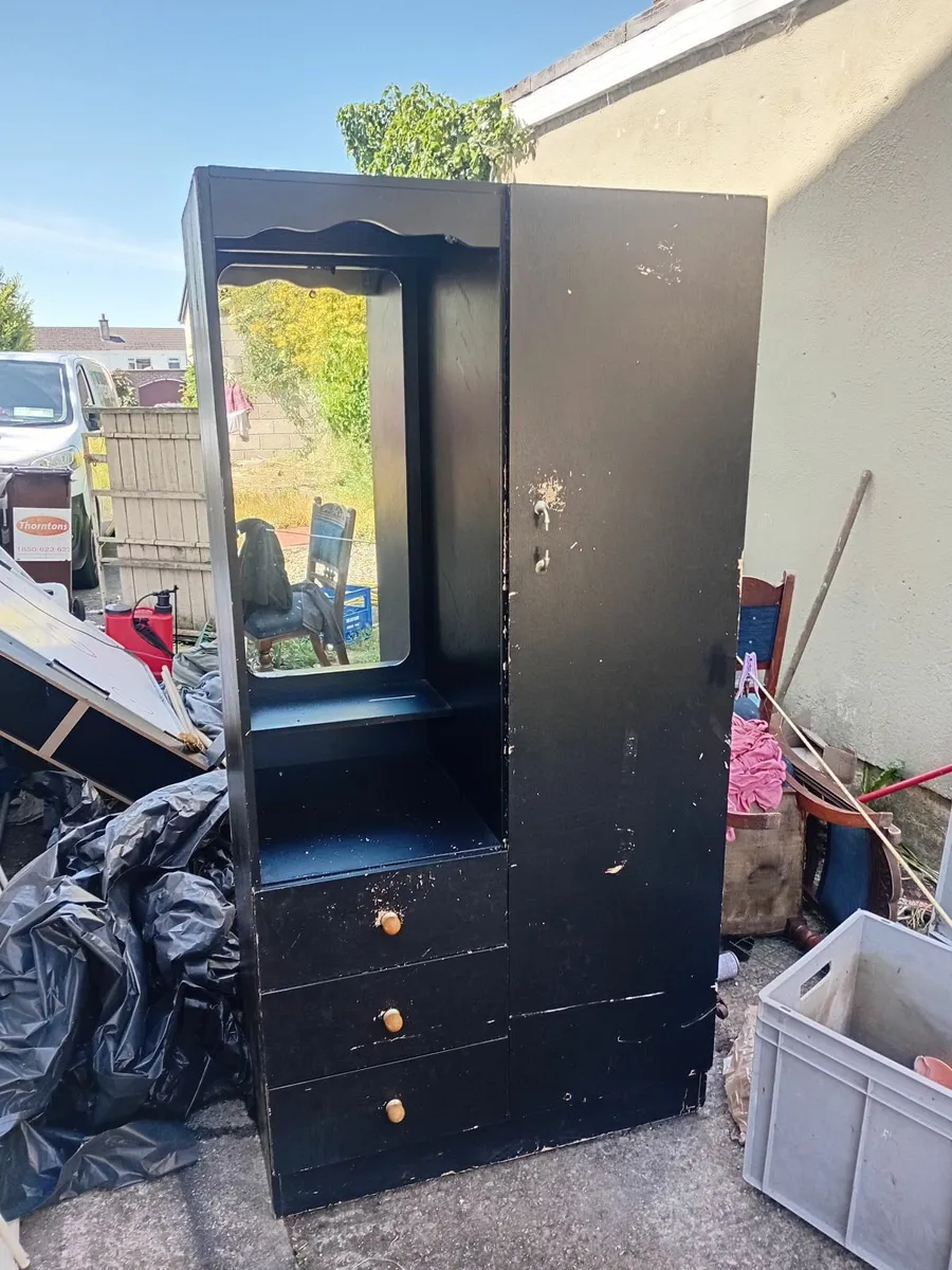 Wardrobe - Image 3