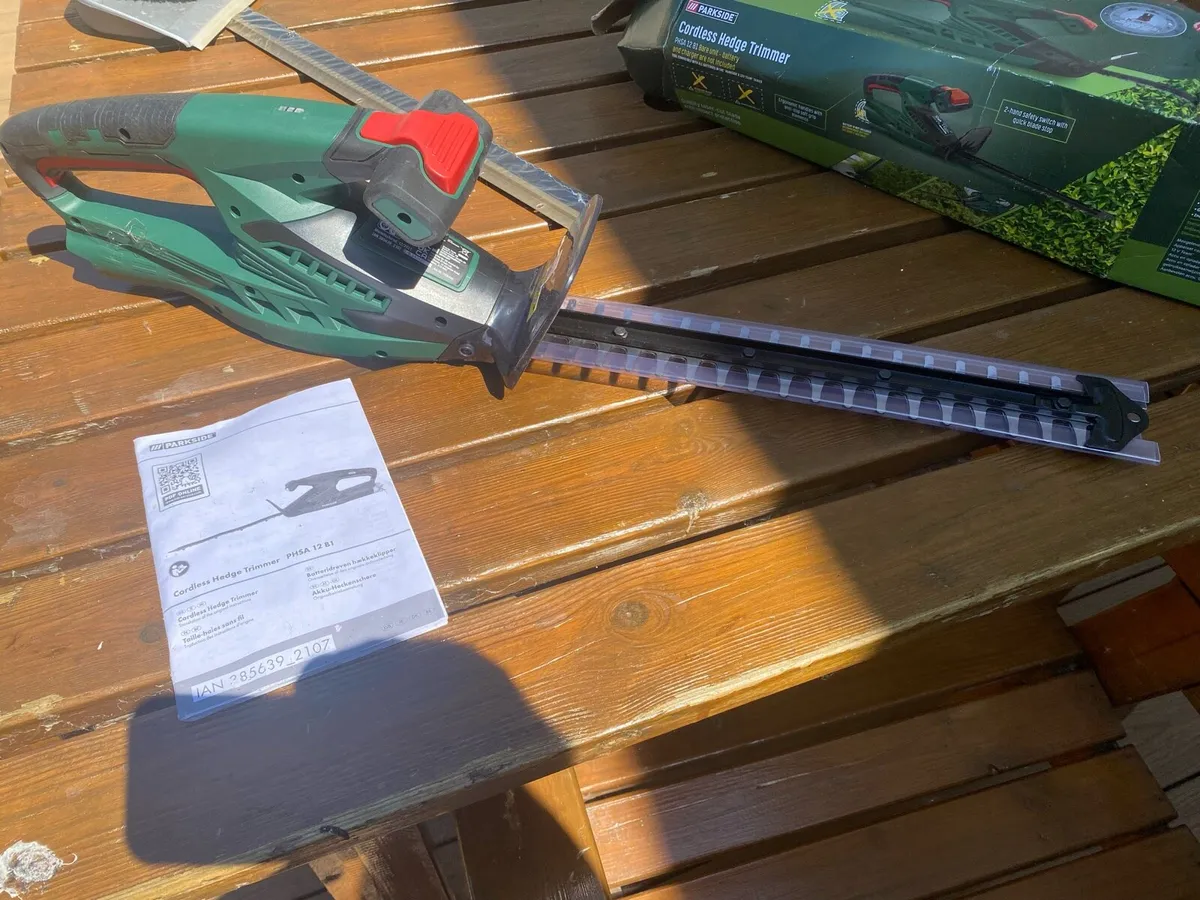 Hedge clippers electric - Image 2