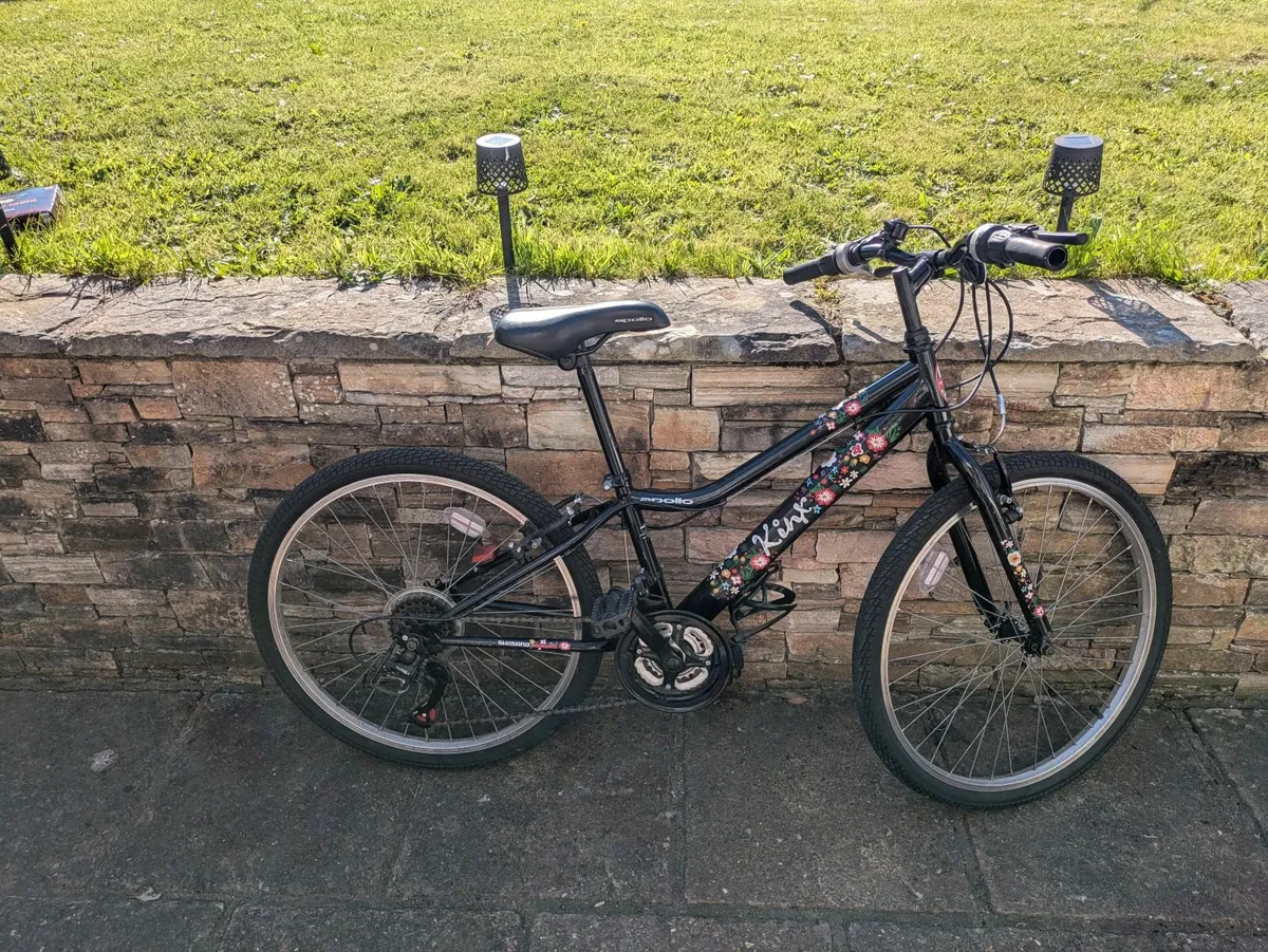 Girls bicycle - Image 1