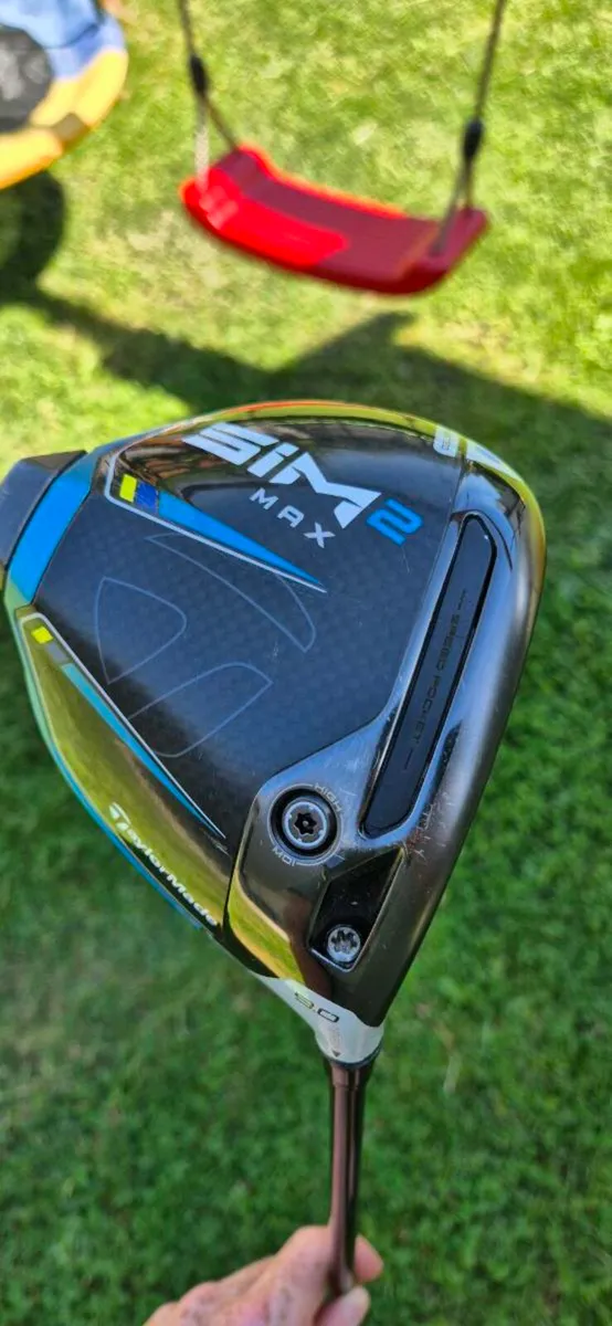 Taylormade Sim 2 Max driver great condition - Image 1