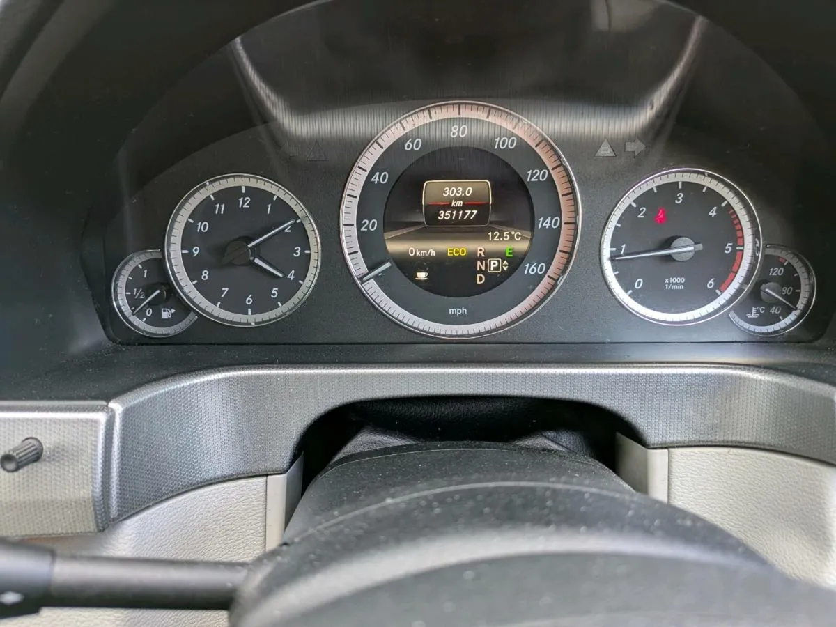 Mercedes E220 cdi - Image 1