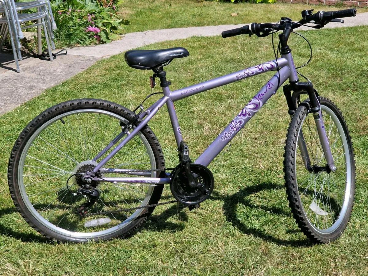 GIRLS/LADIES BIKE APOLLO JEWEL PURPLE - Image 1