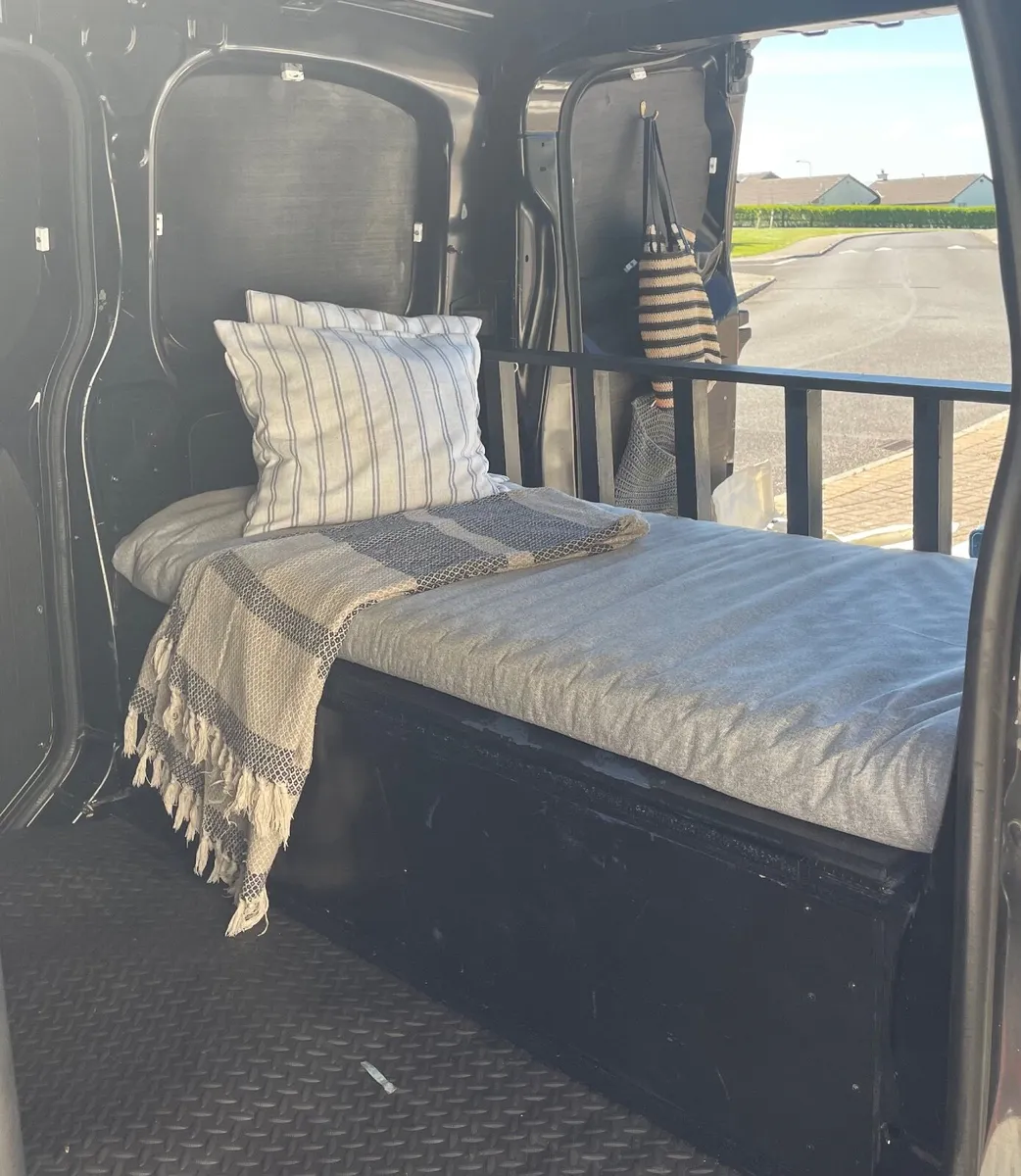 Van /micro camper - Image 2
