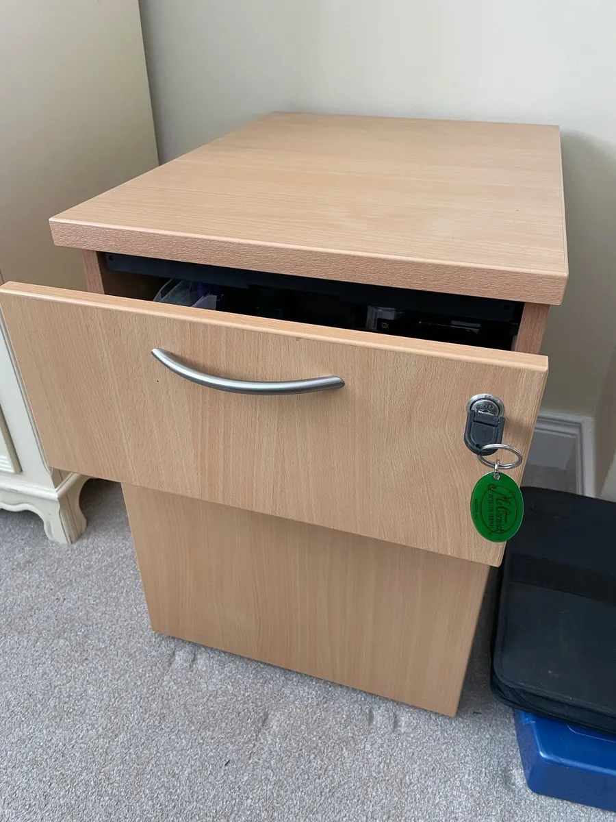 Office cabinet - Image 2
