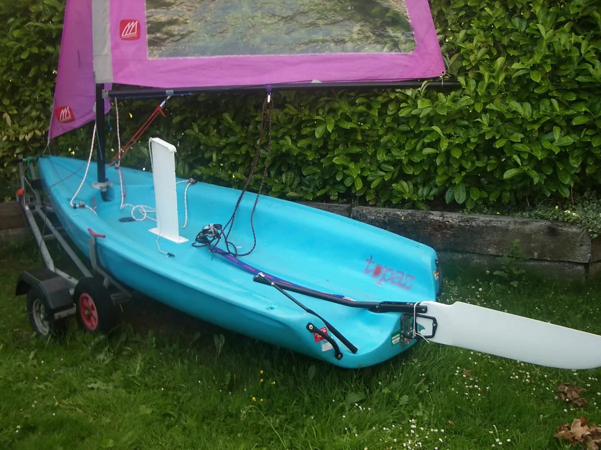 Sailing Dingy - Image 1