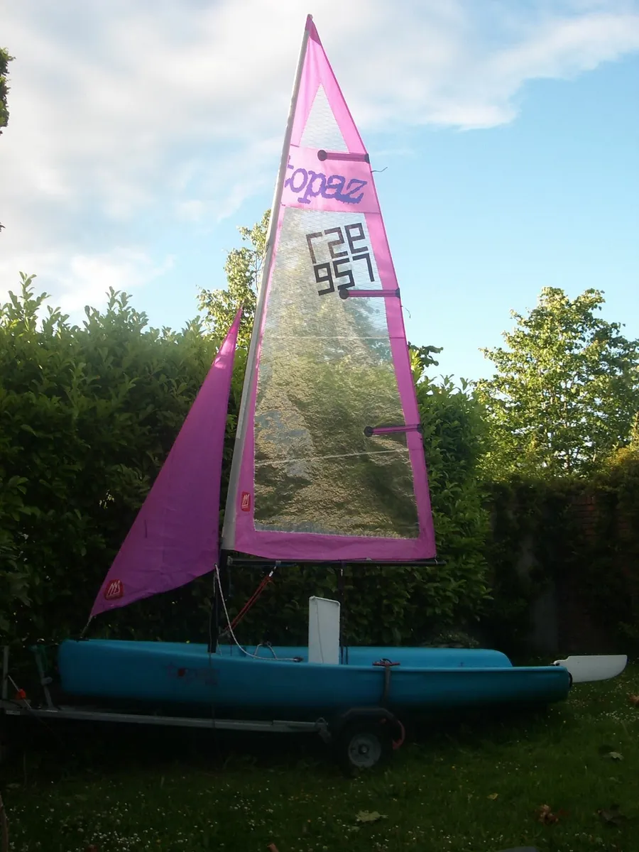 Sailing Dingy - Image 2