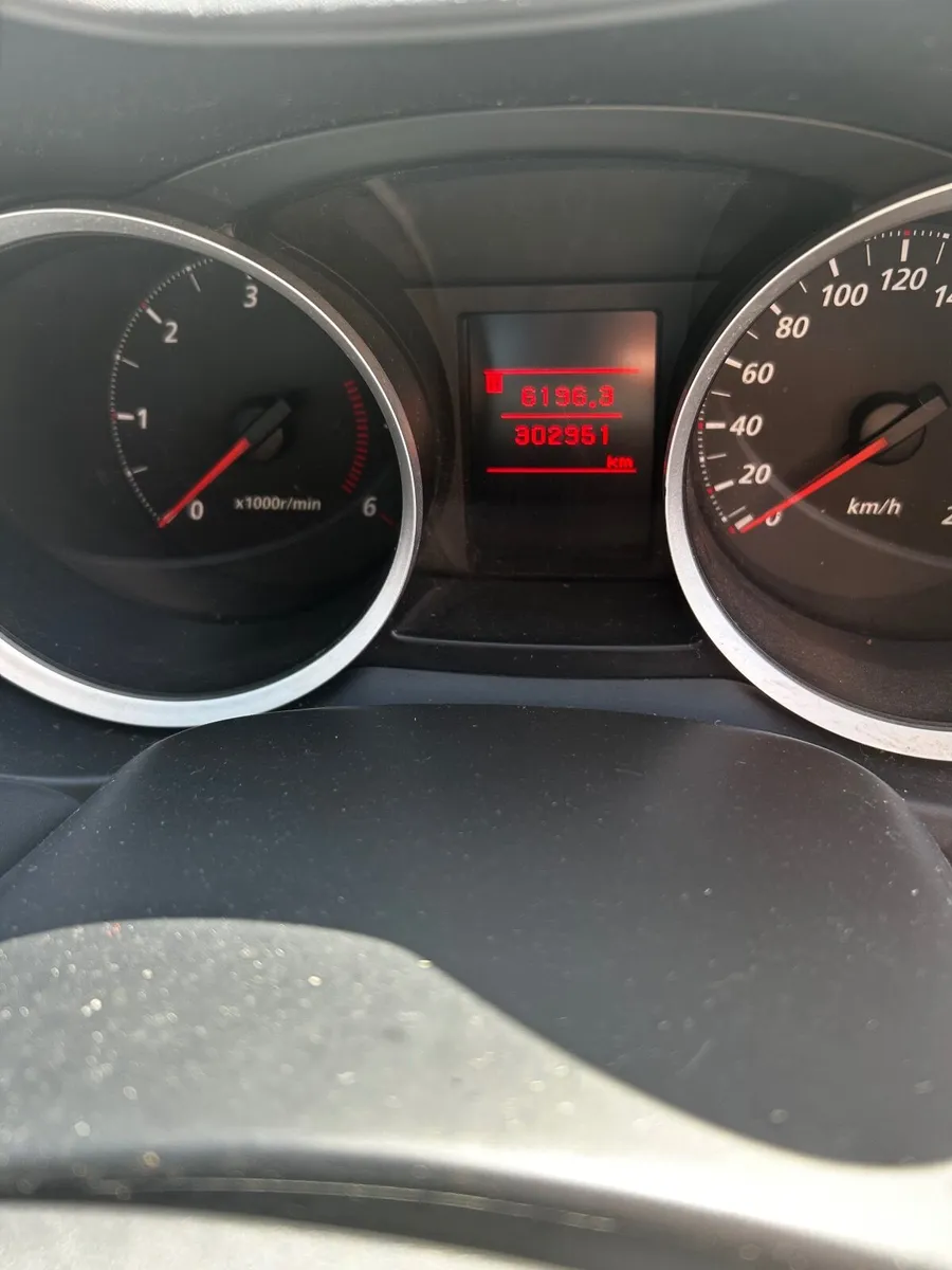 Mitsubishi Lancer 2013 - Image 2