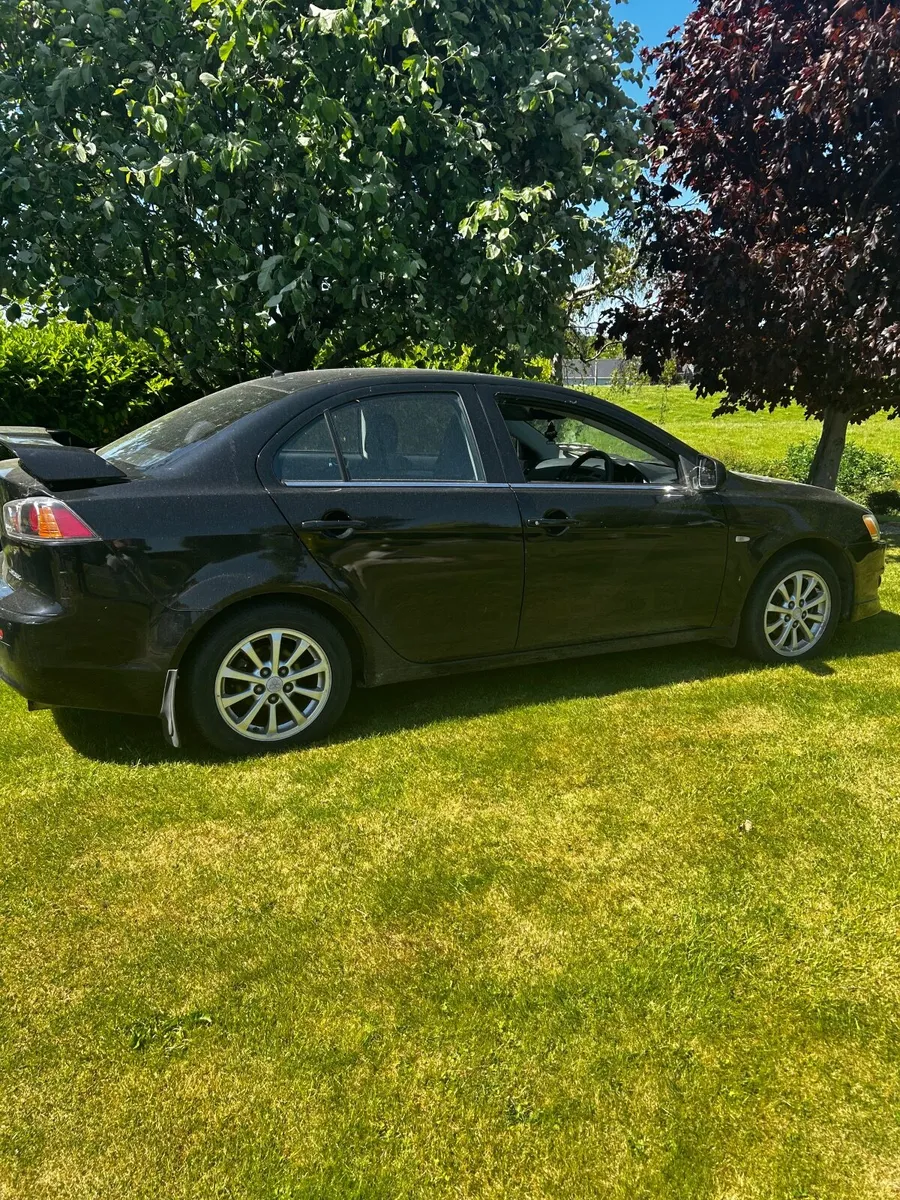 Mitsubishi Lancer 2013 - Image 1