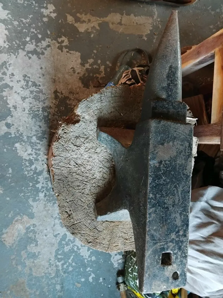 ANVIL - Image 1