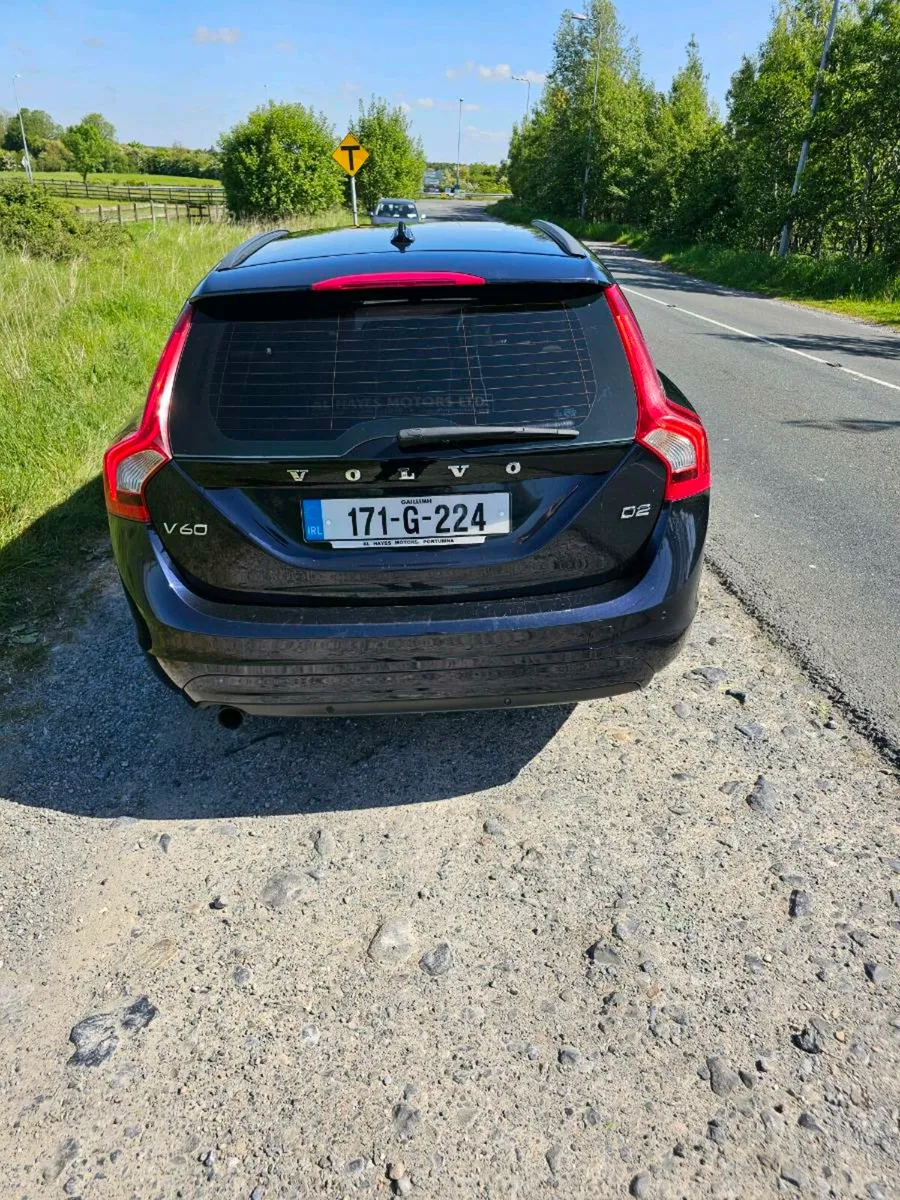171 Volvo V60 - Image 2