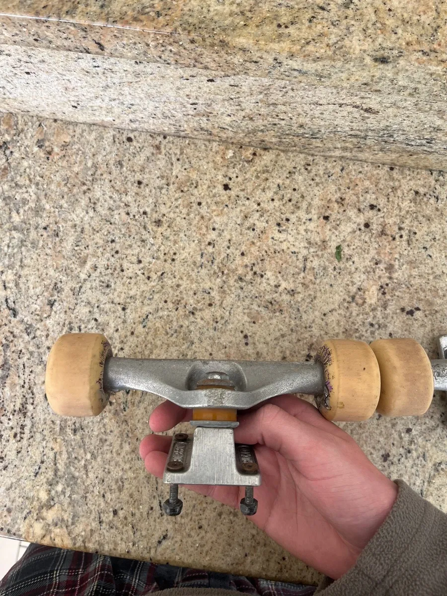 Skateboard Trucks (read description) - Image 3