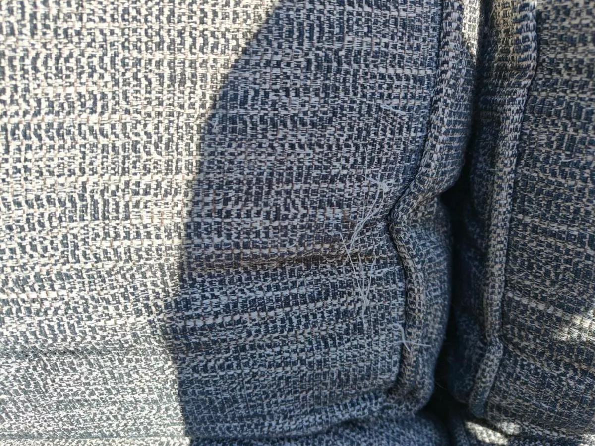 Couch - Image 3
