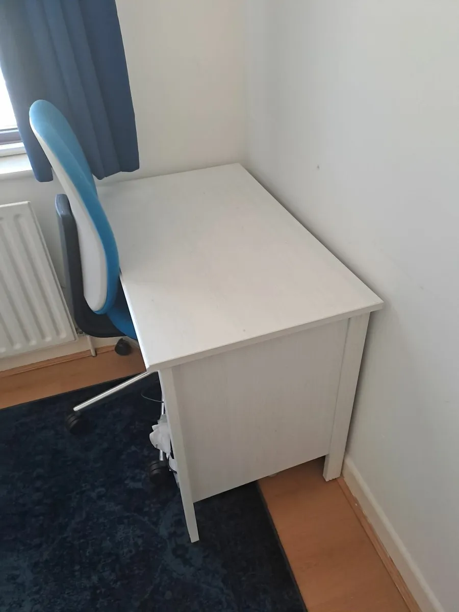 Home office desk and office chair together - Image 1