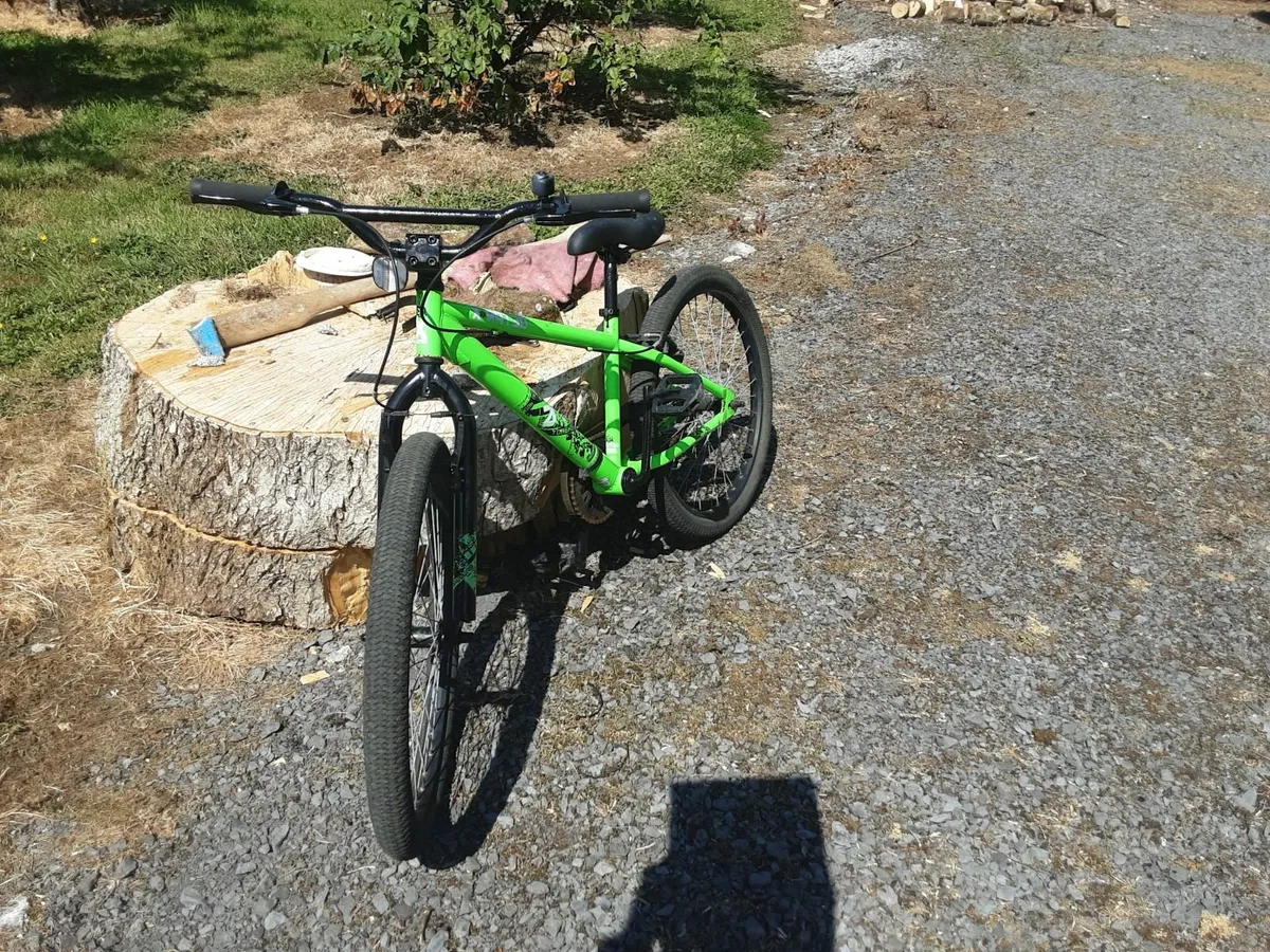 Bicycle - Image 4
