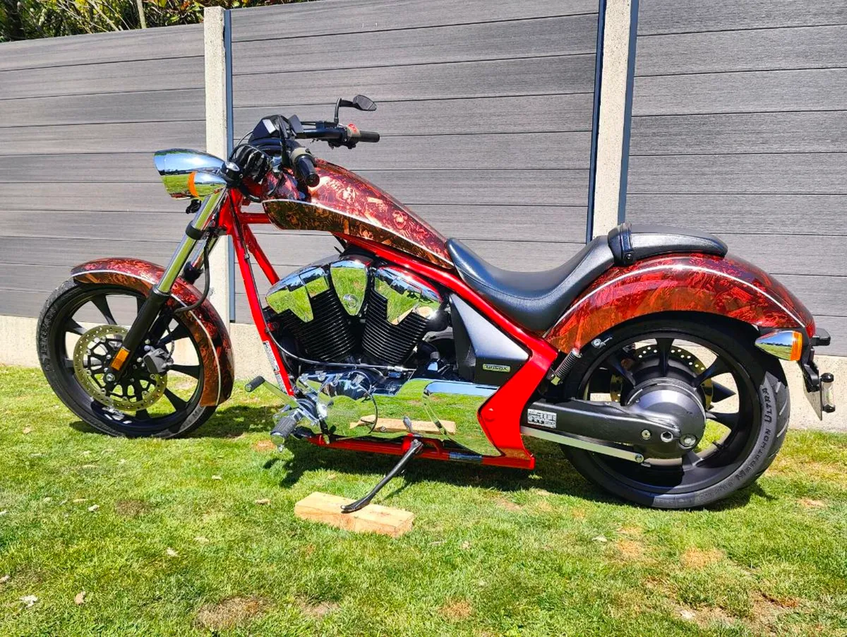 Honda Fury VT1300 - Image 4