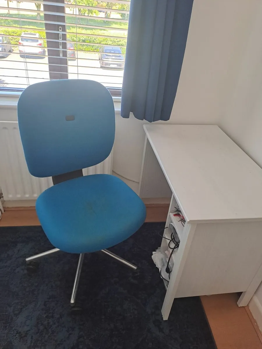 Home office desk and office chair together - Image 4