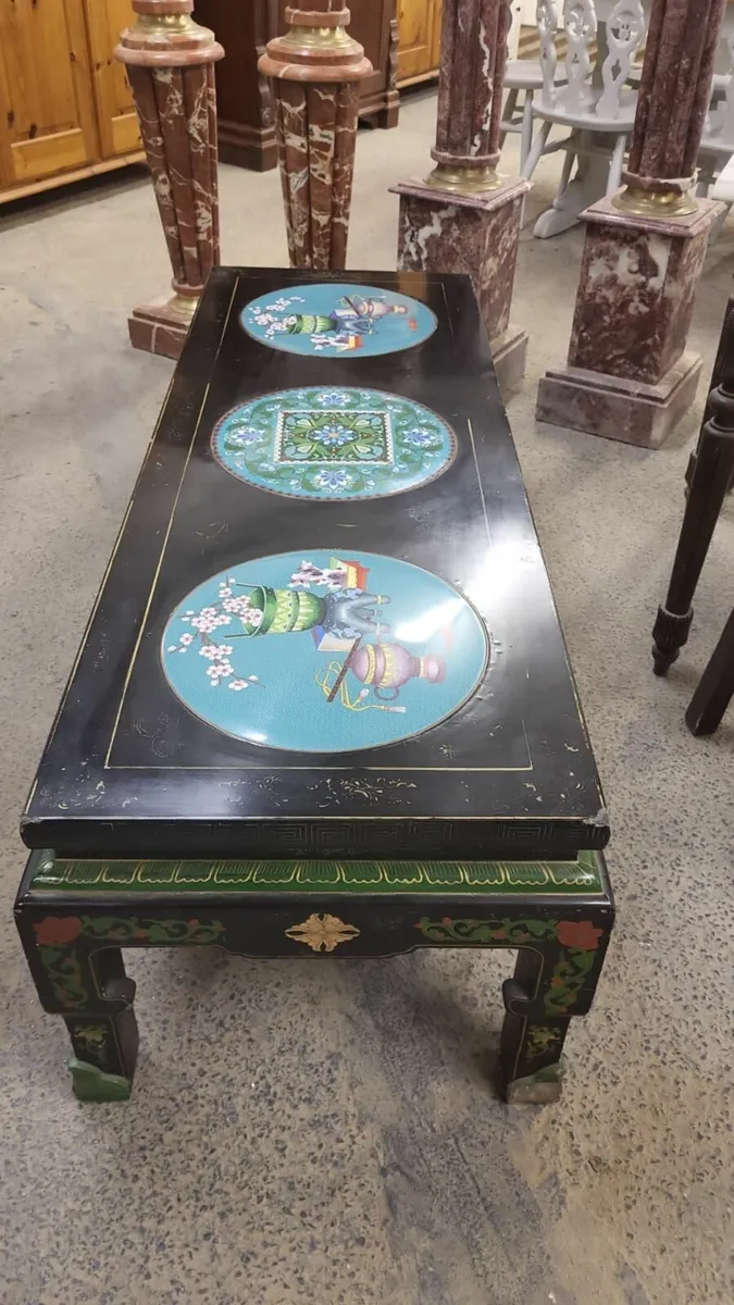 Large vintage chinoiserie coffe table - Image 1
