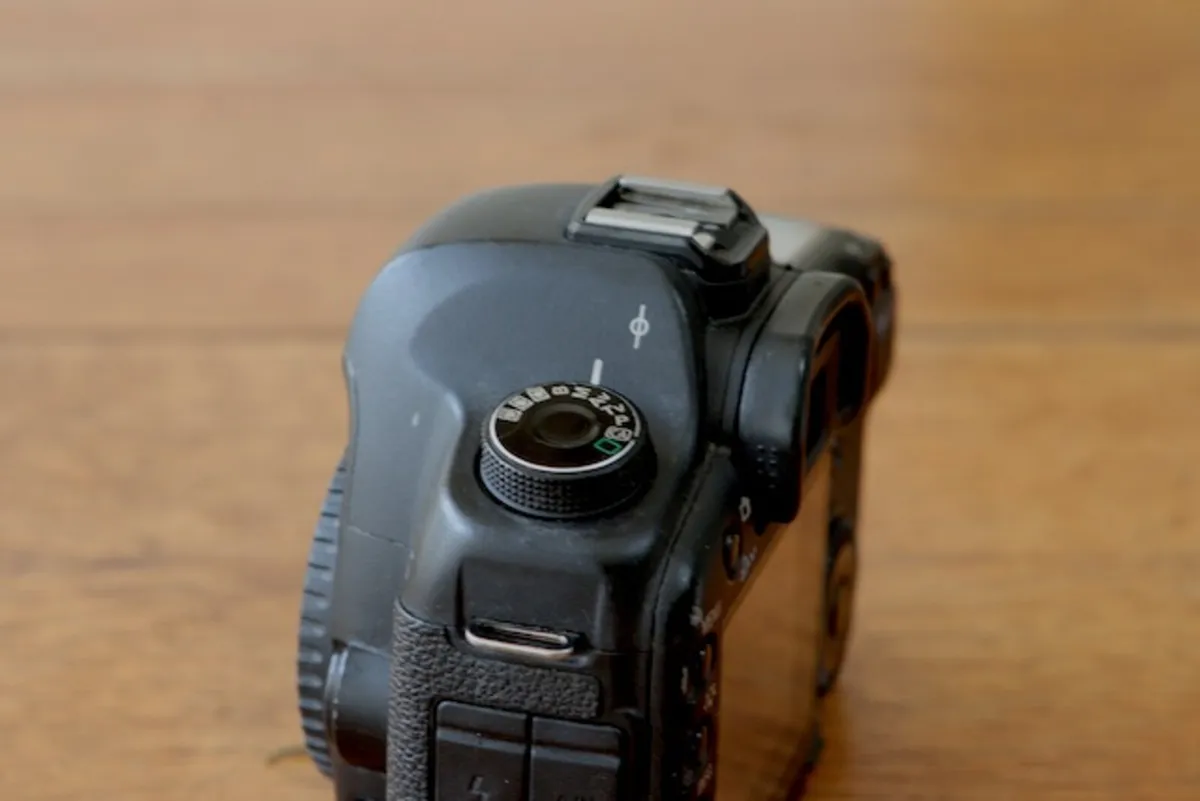 Canon 5D MkII - Image 2