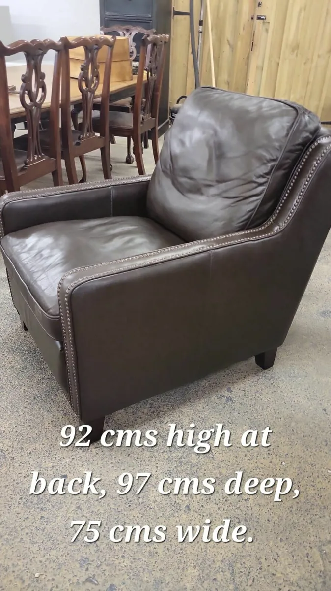 1930s style brown leather club chair - Image 4