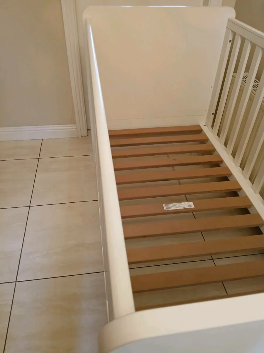 Cotbed 140 x 70. - Image 4